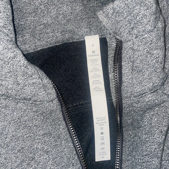 Lululemon JACKET - Picture 3 of 3